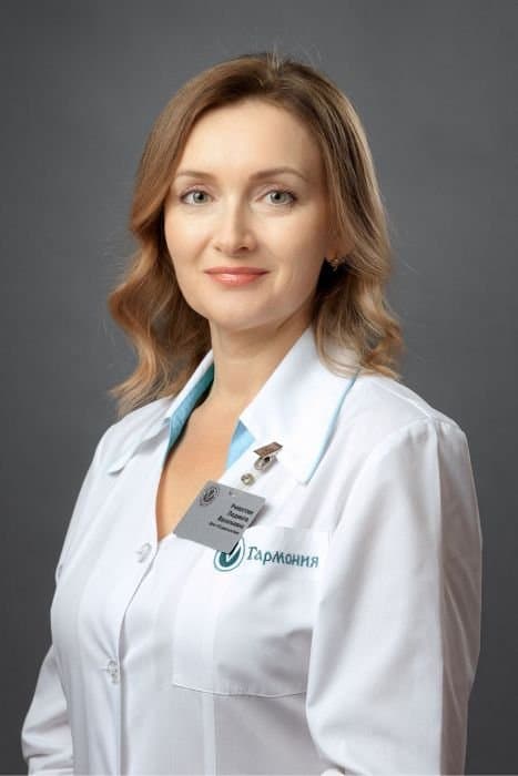 Учеватова Людмила Васильевна