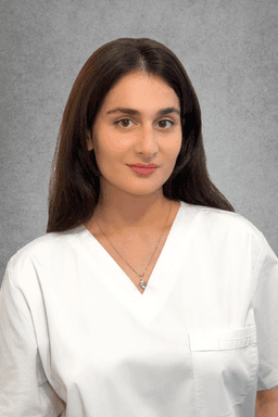 Поладова Элнара Вагифовна